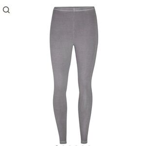 Skims Outdoor Leggings